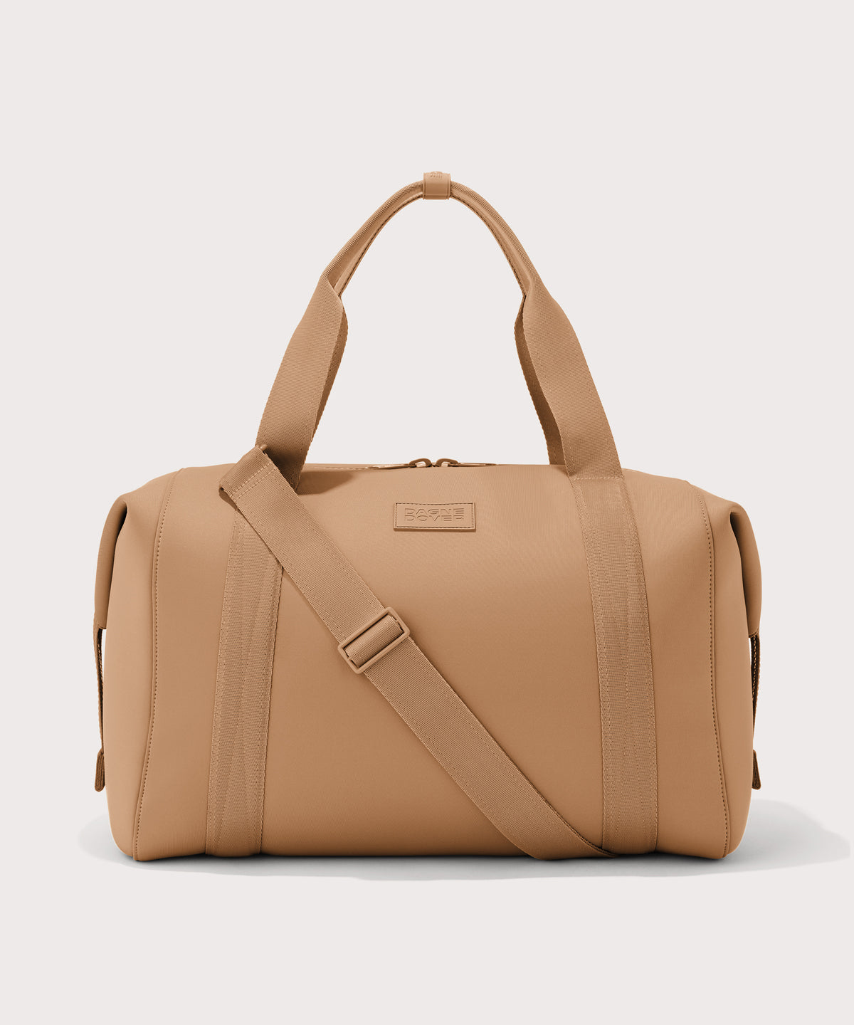 Landon Carryall in Camel. Extra Large